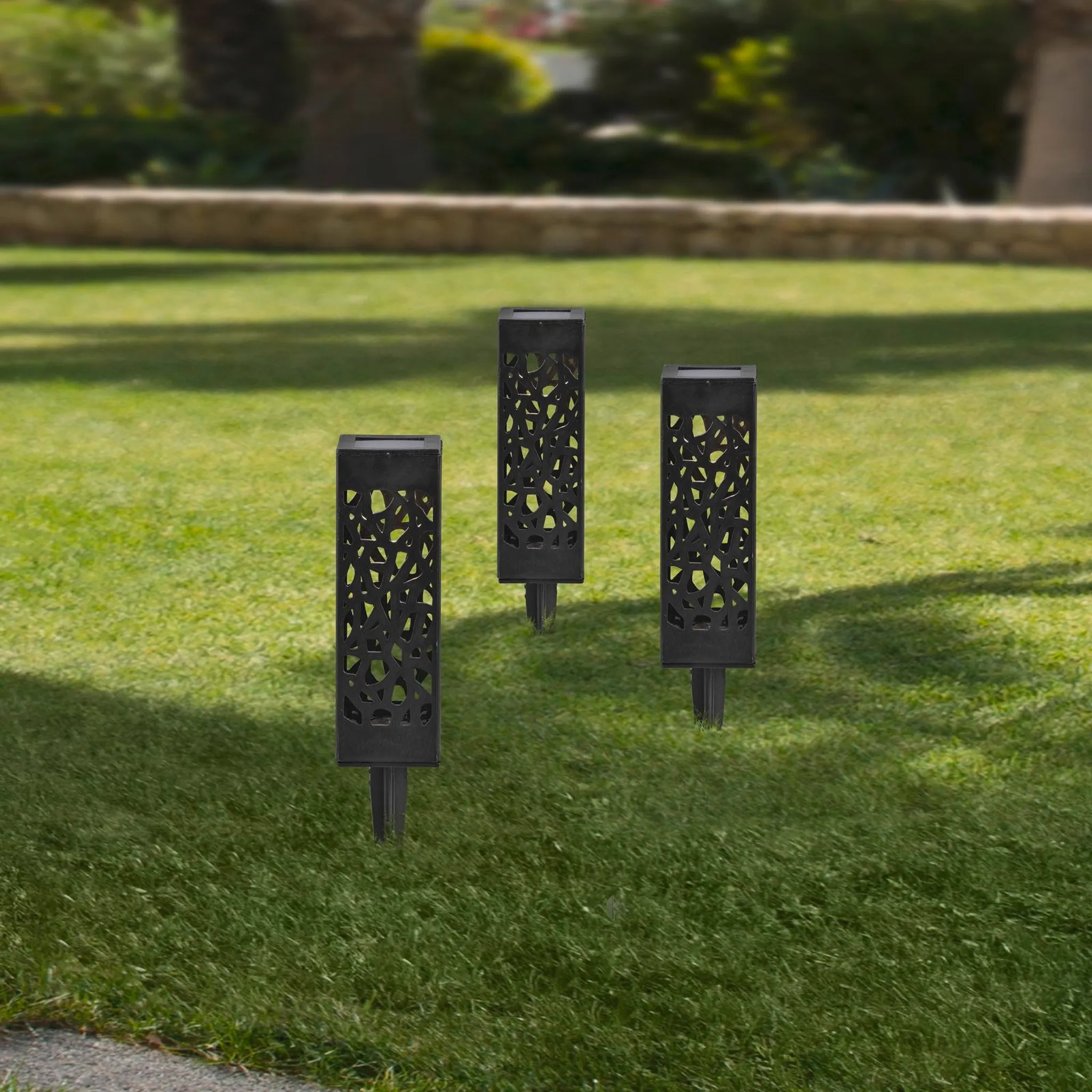 Ambia Garden Solarleuchten Set 3-tlg. – Solar-Wegeleuchten, warmweißes Licht, IP44, 28,5 cm, schwarz